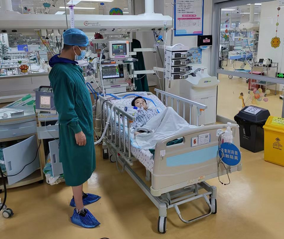 西昌市跨省救护车出租公司